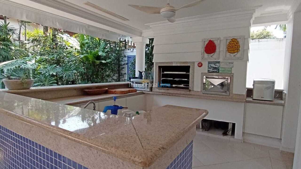 House for vacation rental in São Sebastião (Praia da Baleia)