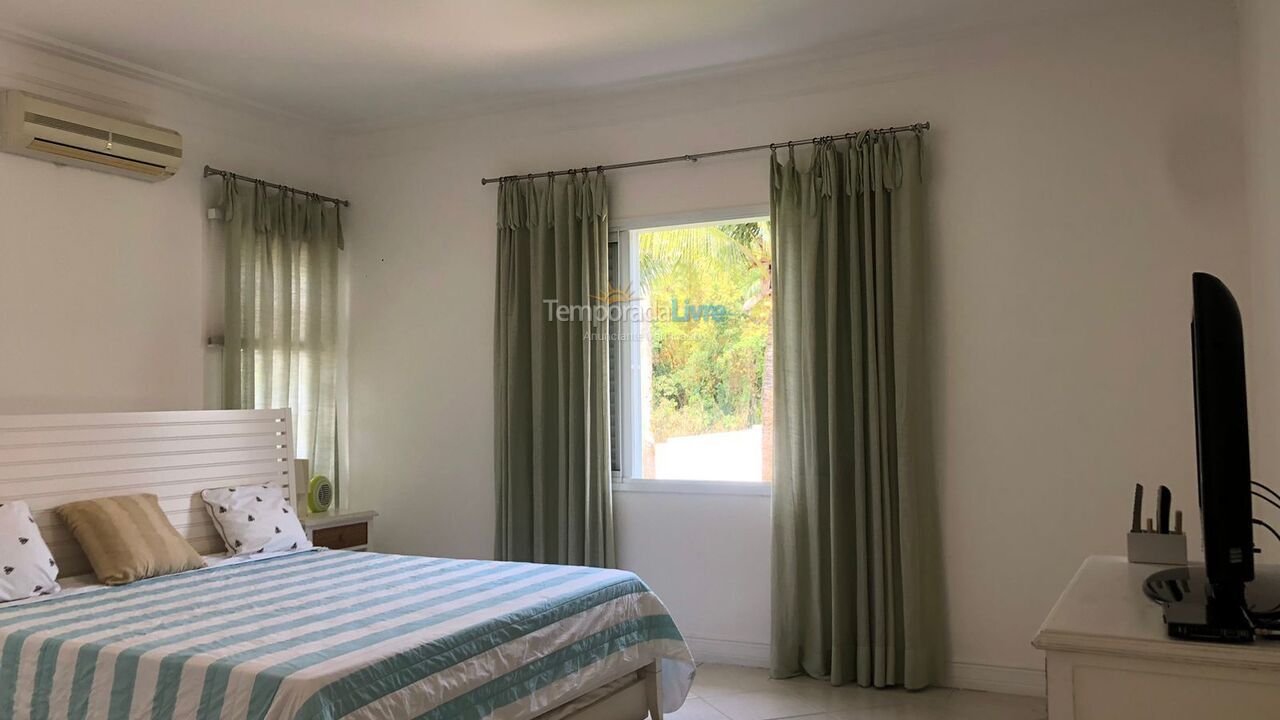 House for vacation rental in São Sebastião (Praia da Baleia)