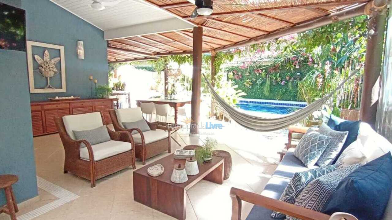 Casa para aluguel de temporada em São Sebastião (Praia da Baleia)