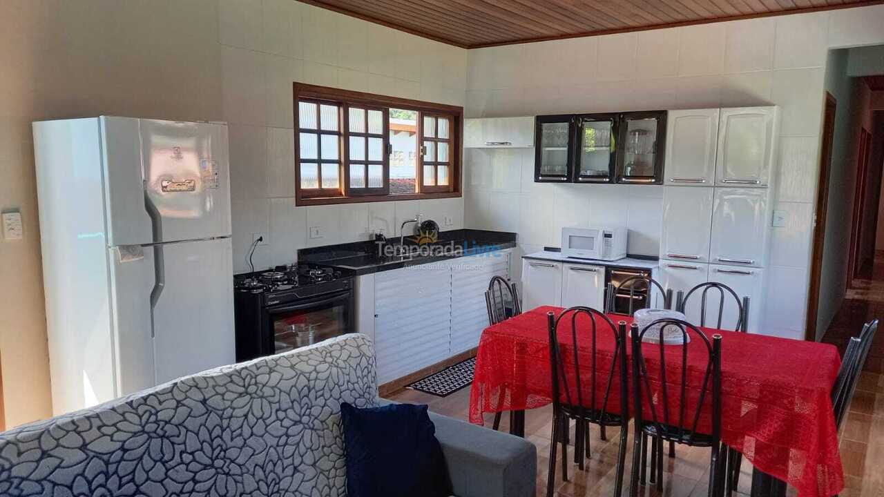 House for vacation rental in Ubatuba (Praia do Lázaro)