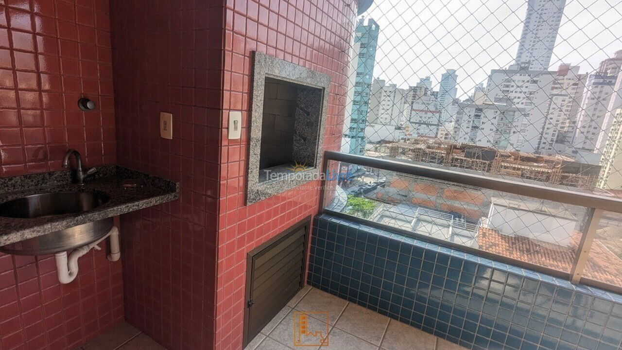 Apartamento para aluguel de temporada em Balneário Camboriú (Centro)