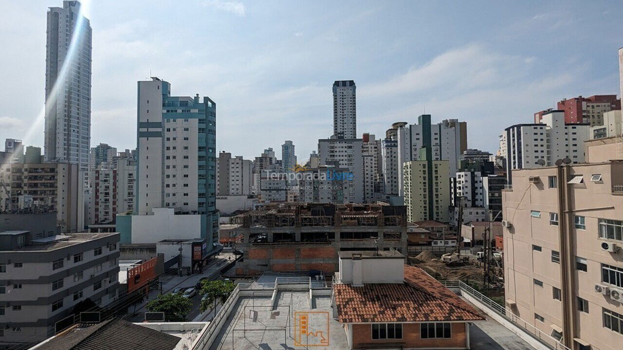 Apartamento para aluguel de temporada em Balneário Camboriú (Centro)