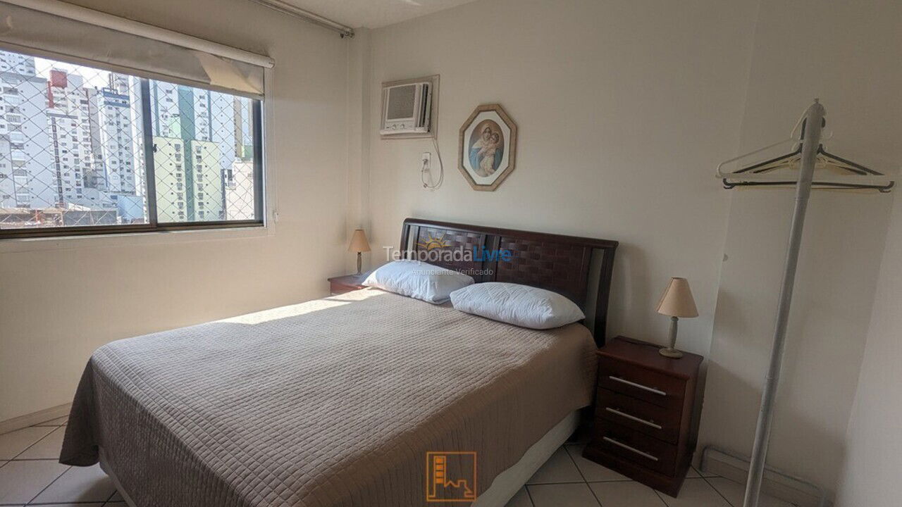 Apartamento para aluguel de temporada em Balneário Camboriú (Centro)