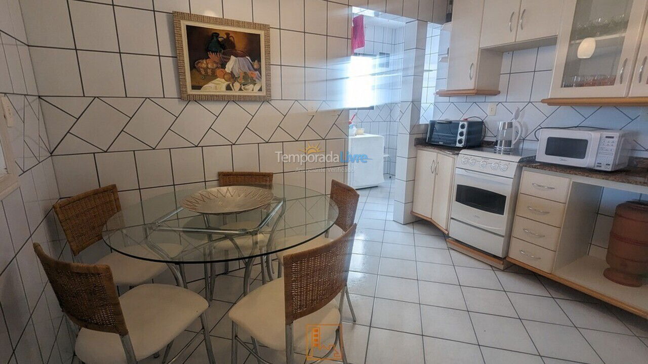 Apartamento para aluguel de temporada em Balneário Camboriú (Centro)