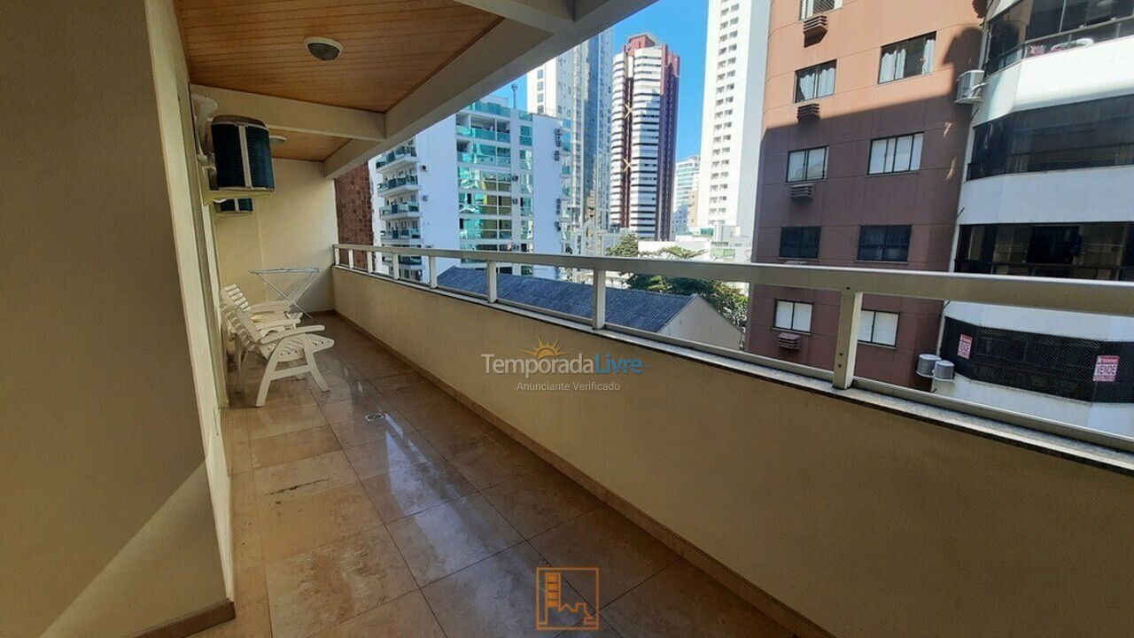 Apartment for vacation rental in Balneário Camboriú (Centro)