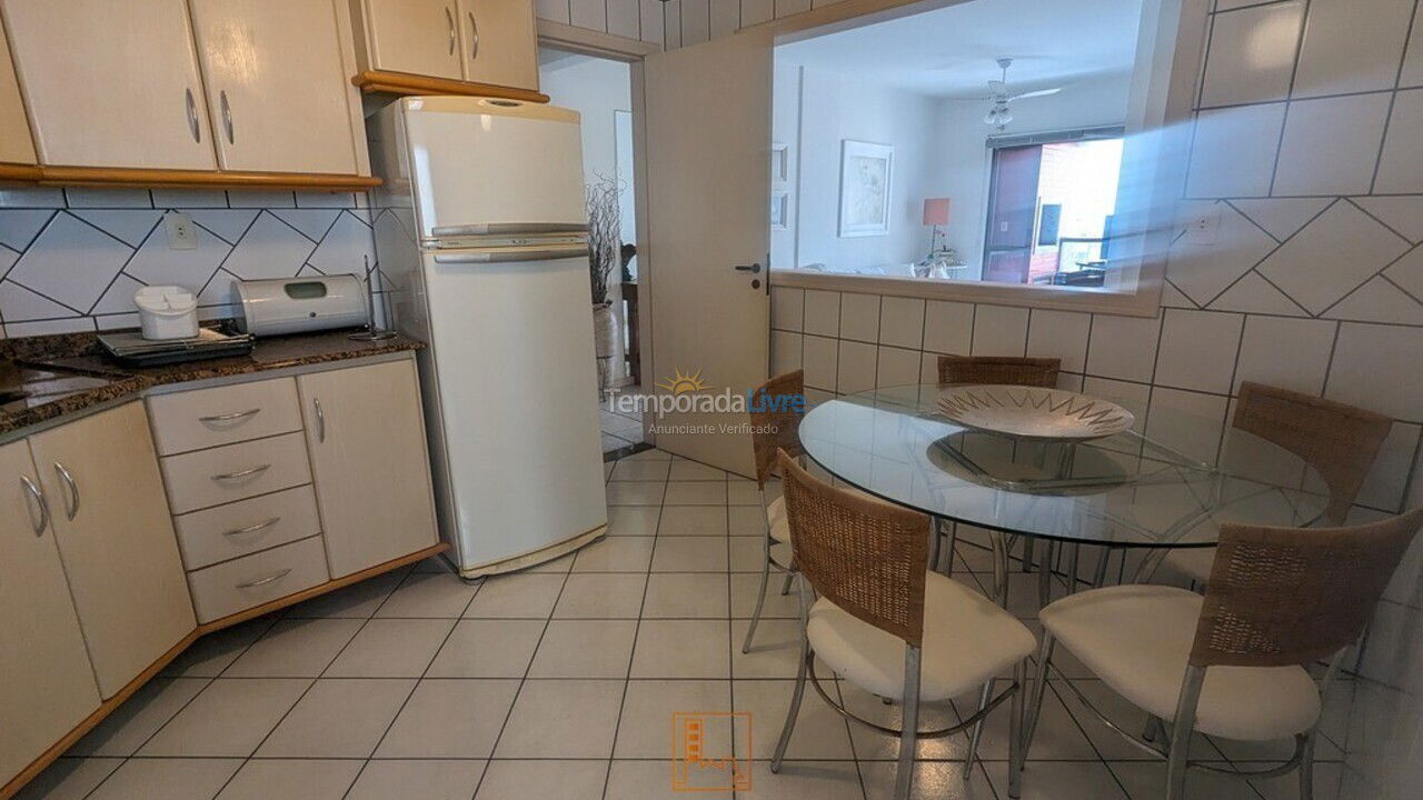 Apartamento para aluguel de temporada em Balneário Camboriú (Centro)