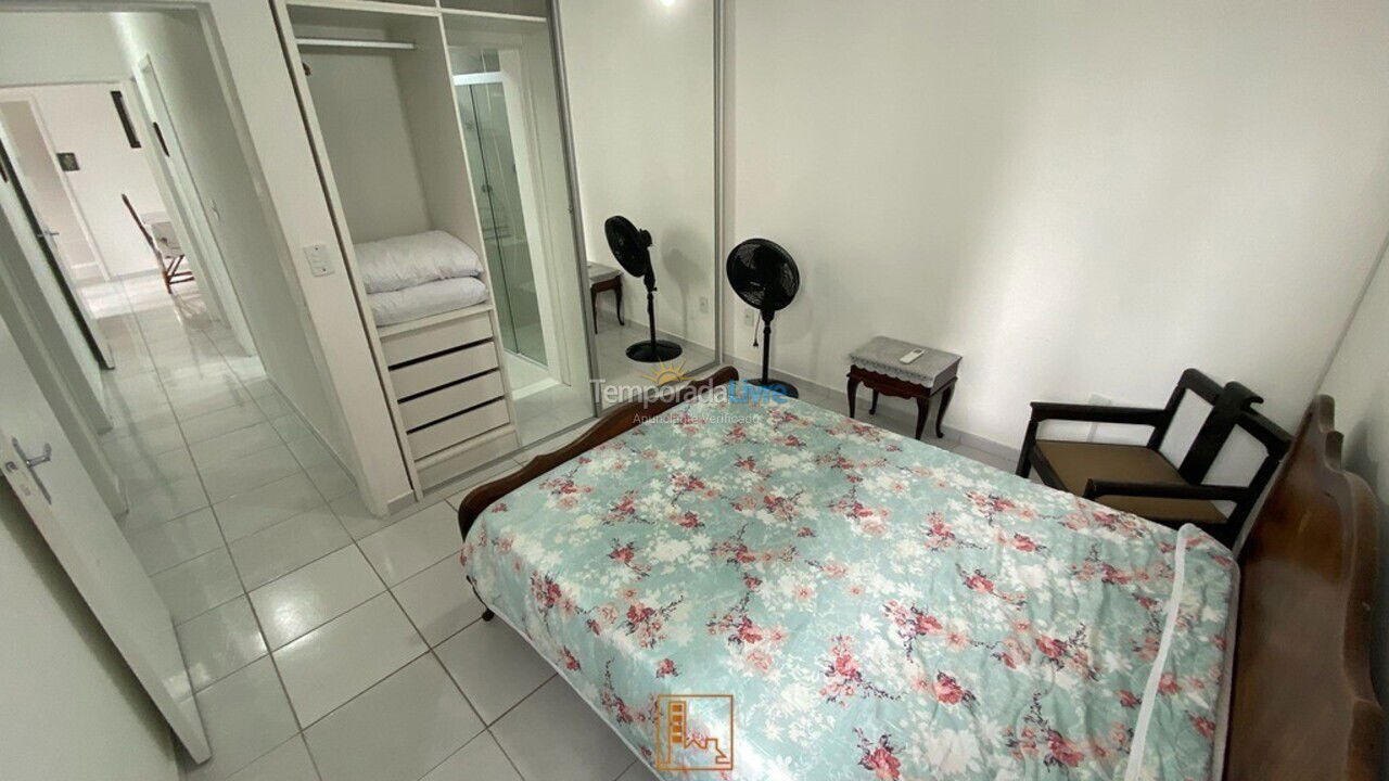 Apartment for vacation rental in Balneário Camboriú (Centro)
