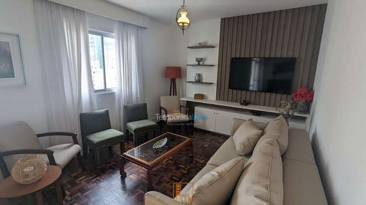 Apartment for vacation rental in Balneário Camboriú (Centro)