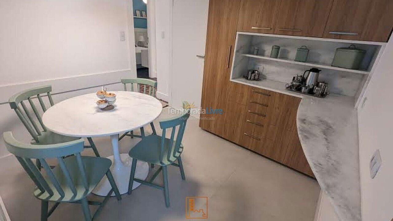 Apartment for vacation rental in Balneário Camboriú (Centro)