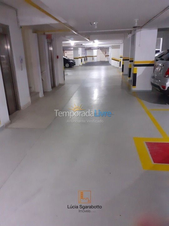 Apartment for vacation rental in Balneário Camboriú (Centro)