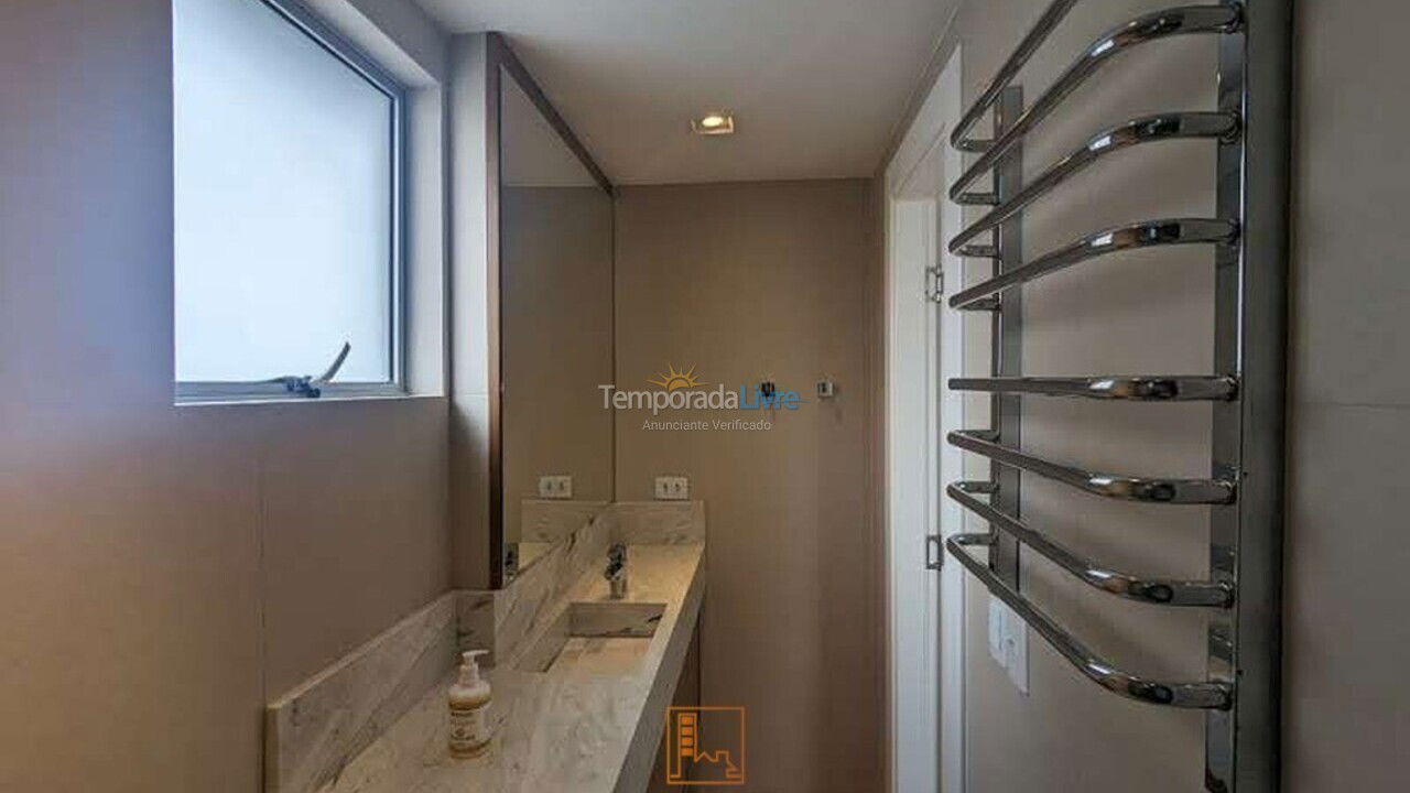 Apartment for vacation rental in Balneário Camboriú (Centro)
