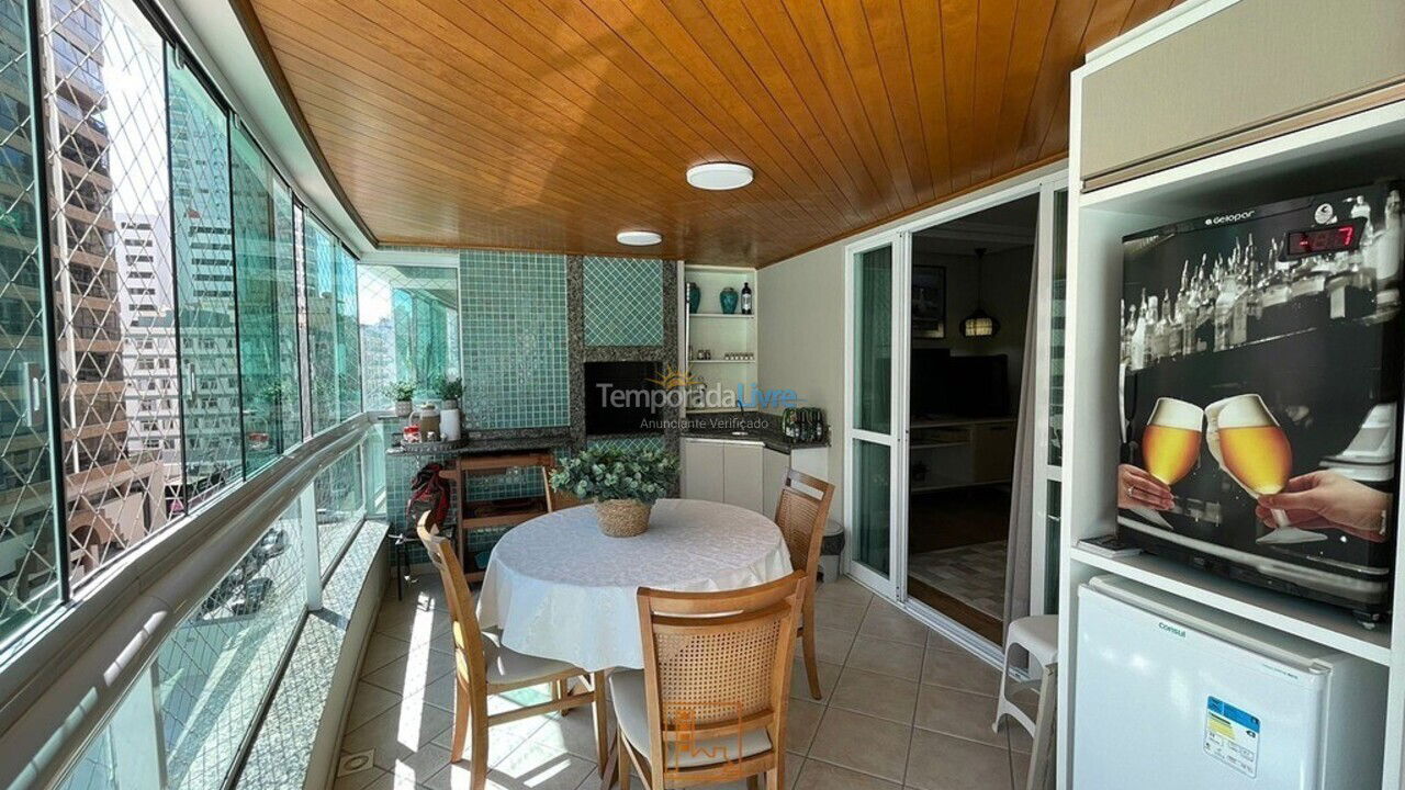 Apartamento para aluguel de temporada em Balneário Camboriú (Centro)