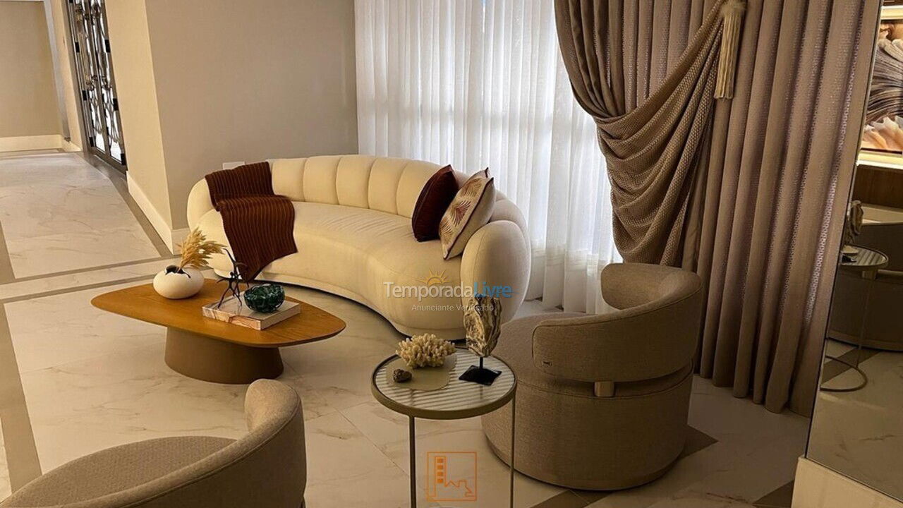 Apartment for vacation rental in Balneário Camboriú (Centro)