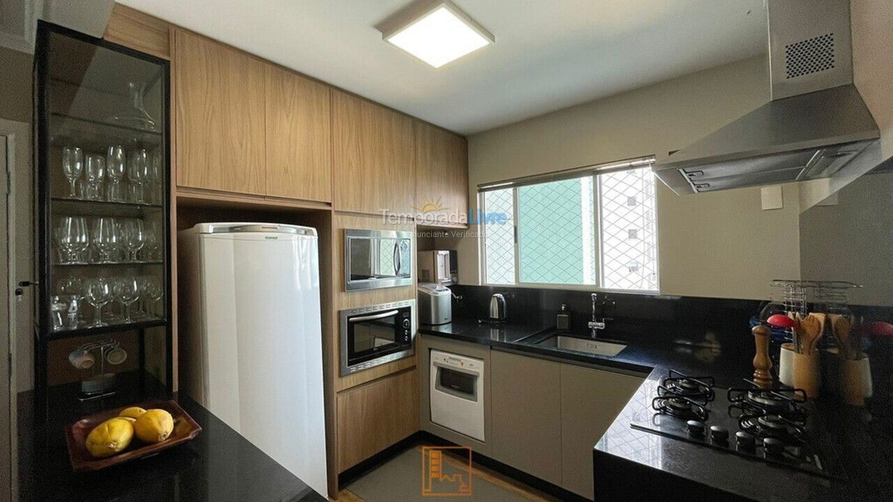 Apartamento para aluguel de temporada em Balneário Camboriú (Centro)