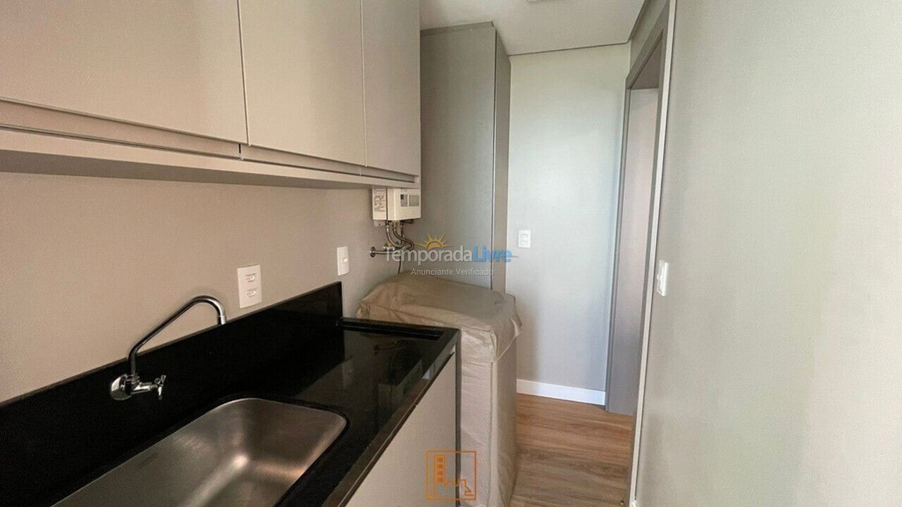 Apartamento para aluguel de temporada em Balneário Camboriú (Centro)