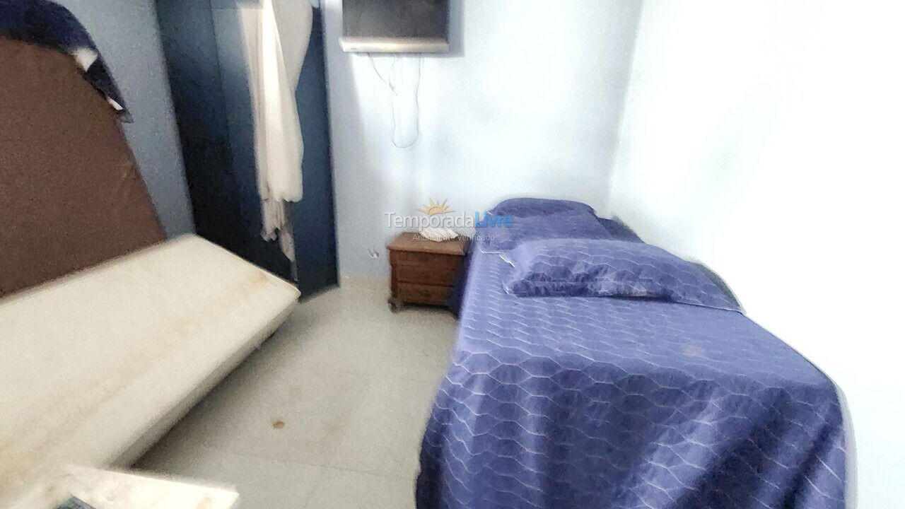 Apartamento para aluguel de temporada em Guarujá (Pitangueiras)