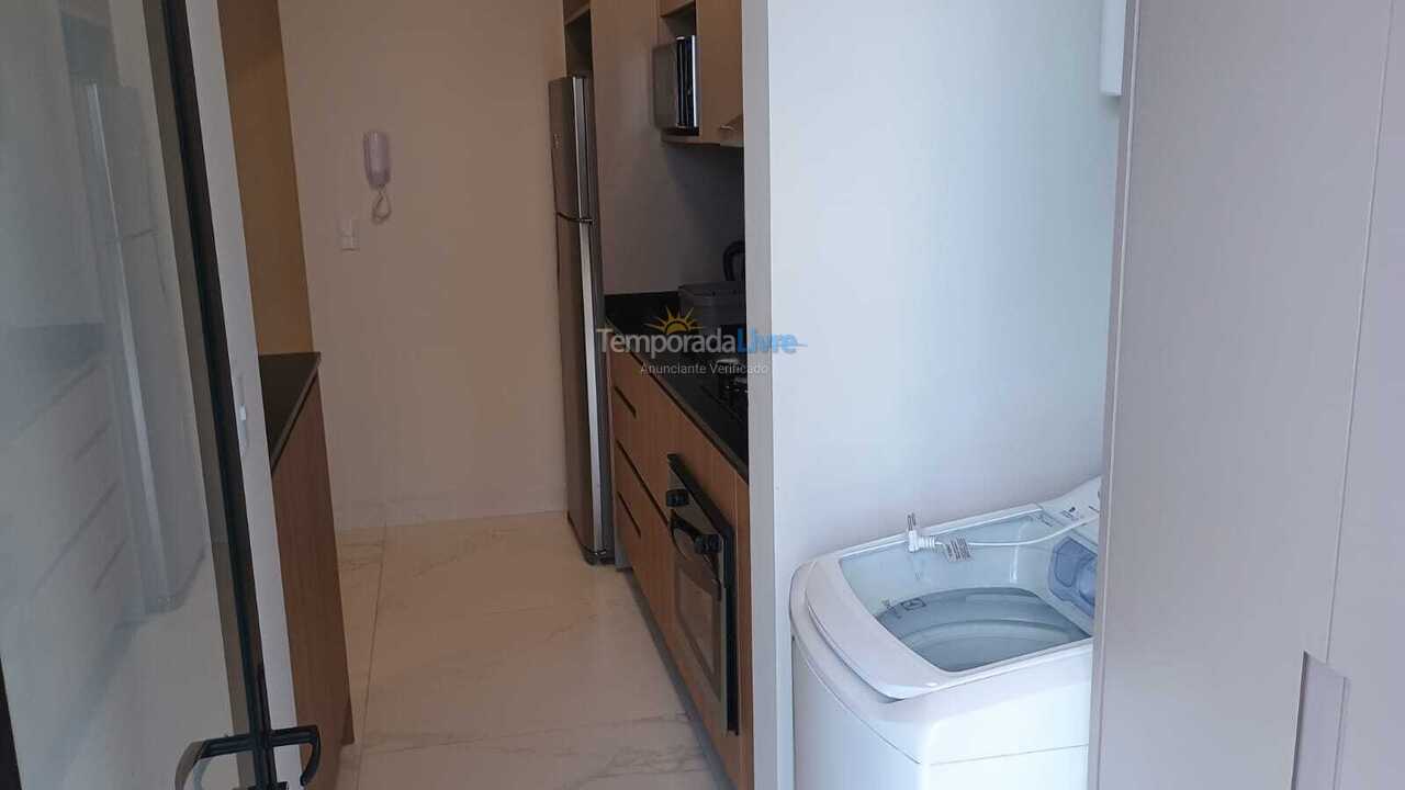 Apartamento para aluguel de temporada em Bombinhas (Canto Grande)