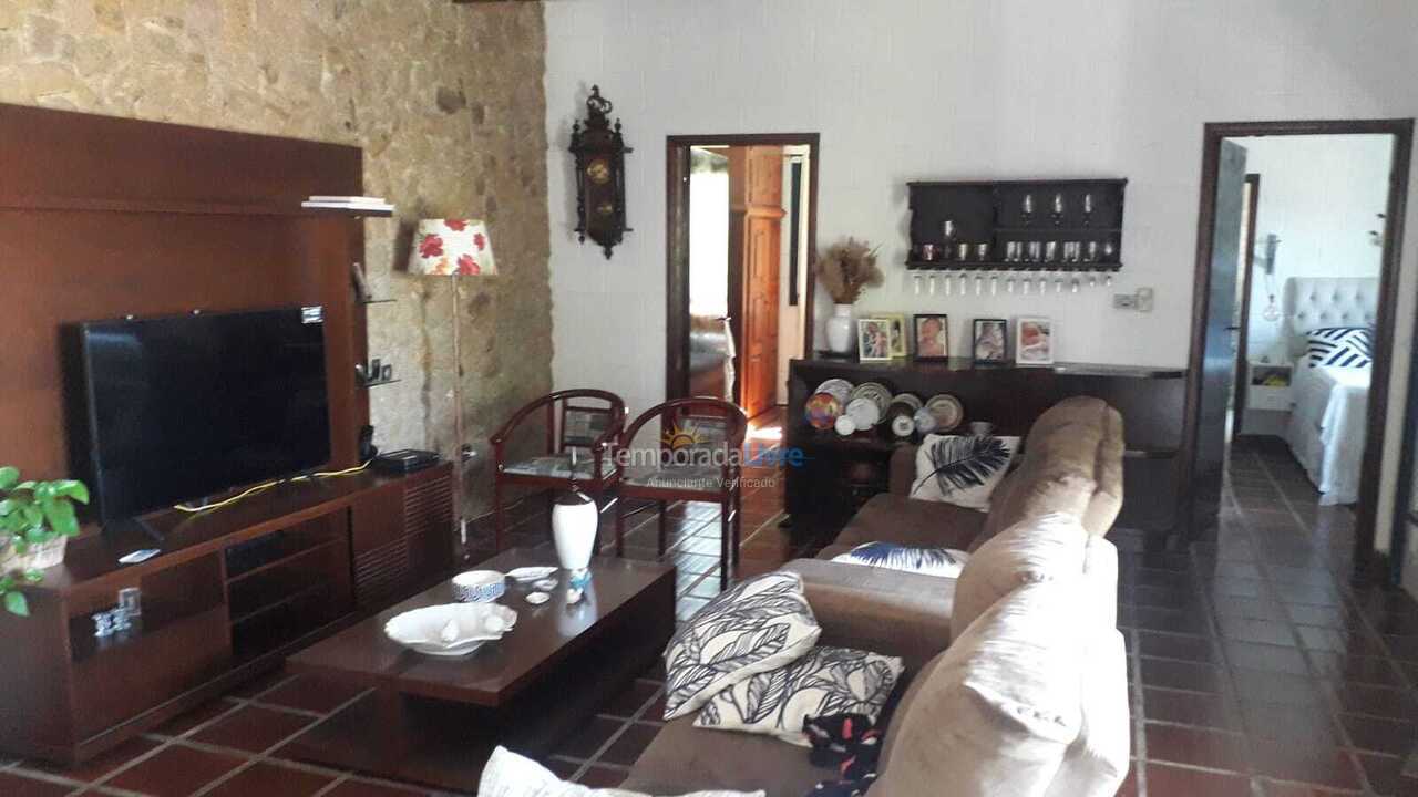 Casa para alquiler de vacaciones em Caraguatatuba (Martim de Sá)