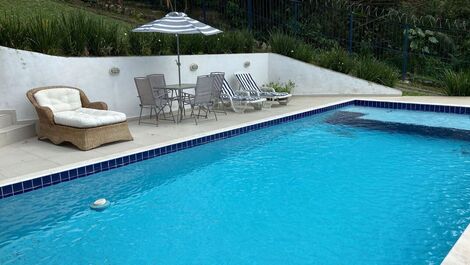 Linda casa martim de sá 3 dor. piscina elio