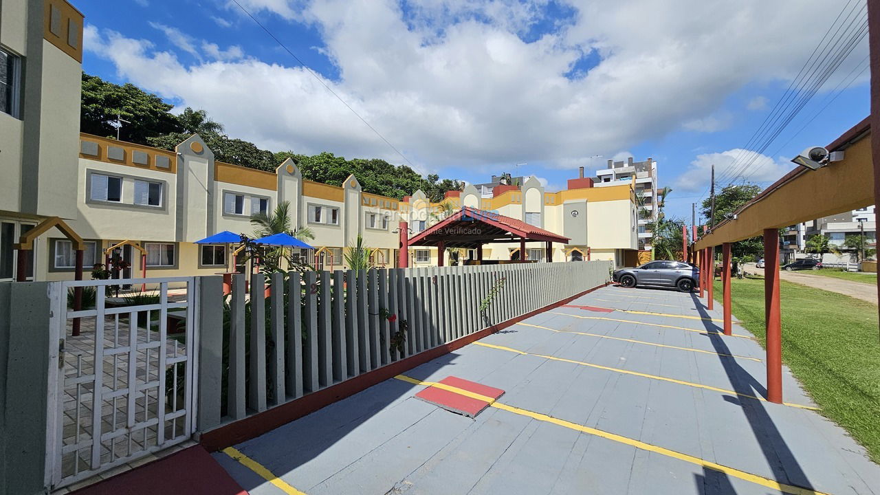 Apartamento para aluguel de temporada em Itapoá (Itapoá)