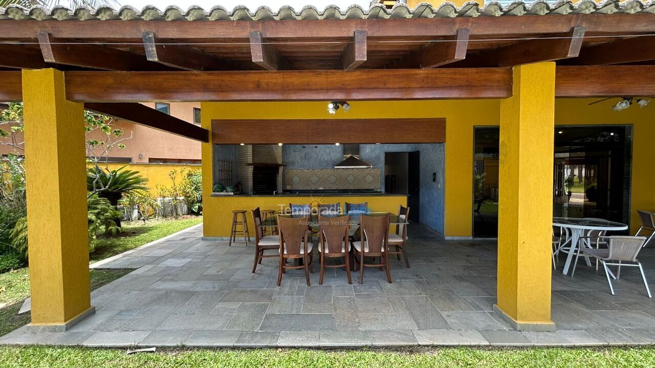 Casa para aluguel de temporada em Guarujá (Praia do Pernambuco)