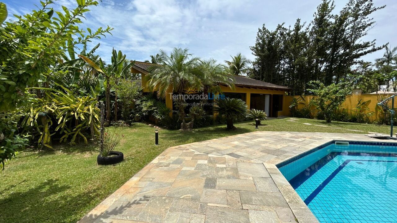 Casa para aluguel de temporada em Guarujá (Praia do Pernambuco)