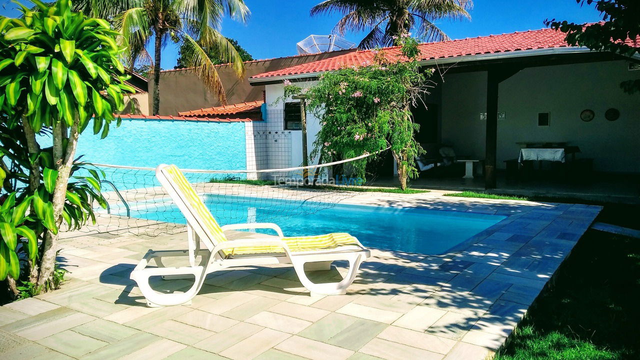 Casa para alquiler de vacaciones em Bertioga (Condominio Morada da Praia)