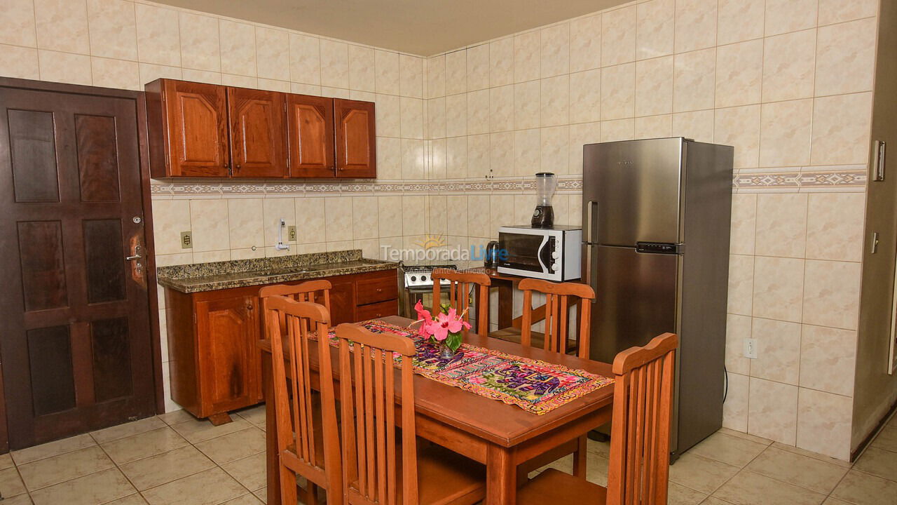 Apartamento para alquiler de vacaciones em Garopaba (Praia da Ferrugem)