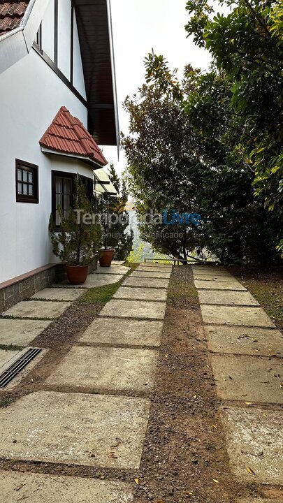 House for vacation rental in Campos do Jordão (Jardim Montebelo)