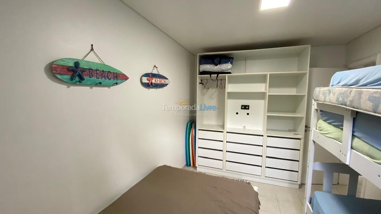 Apartment for vacation rental in Ubatuba (Praia das Toninhas)