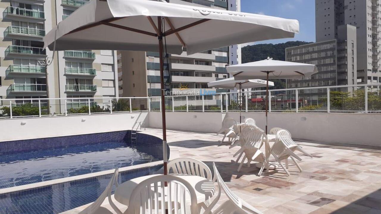 Apartamento para aluguel de temporada em Guarujá (Pitangueiras)