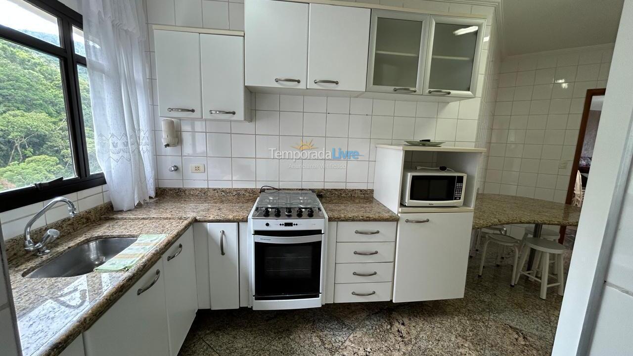 Apartamento para aluguel de temporada em Guarujá (Enseada)