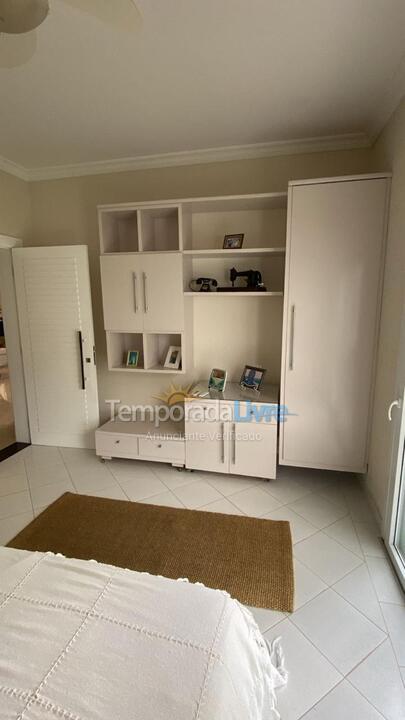 House for vacation rental in Guarujá (Praia do Pernambuco)