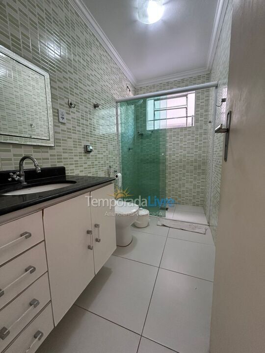 Apartamento para aluguel de temporada em Guarujá (Enseada)