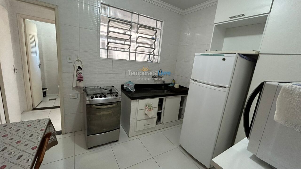 Apartamento para aluguel de temporada em Guarujá (Enseada)