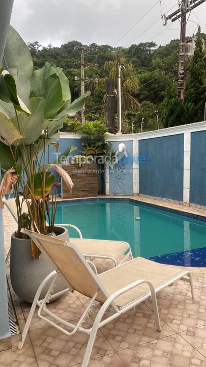 Casa para aluguel de temporada em Guarujá (Praia do Pernambuco)