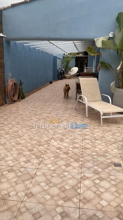 Casa para aluguel de temporada em Guarujá (Praia do Pernambuco)