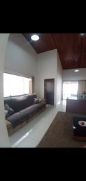 Casa com piscina