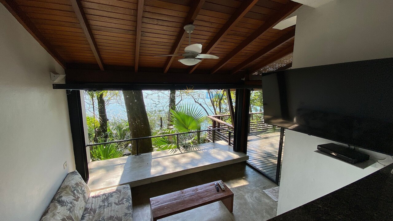 Apartamento para alquiler de vacaciones em Ilhabela (Portinho)