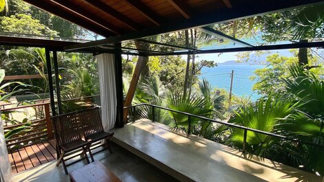 Casas frente al mar en primera línea de playa