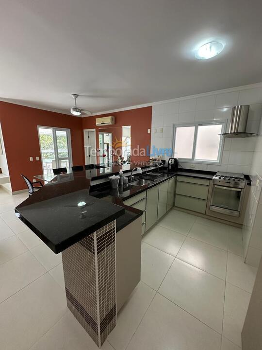 Apartment for vacation rental in Ubatuba (Praia Grande)