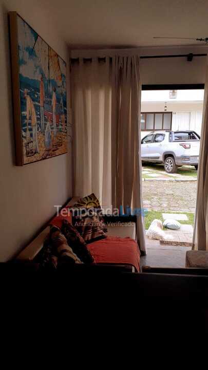 Casa para aluguel de temporada em Ubatuba (Praia das Toninhas)