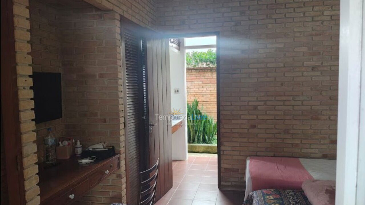 Casa para alquiler de vacaciones em Guarujá (Praia do Pernambuco)