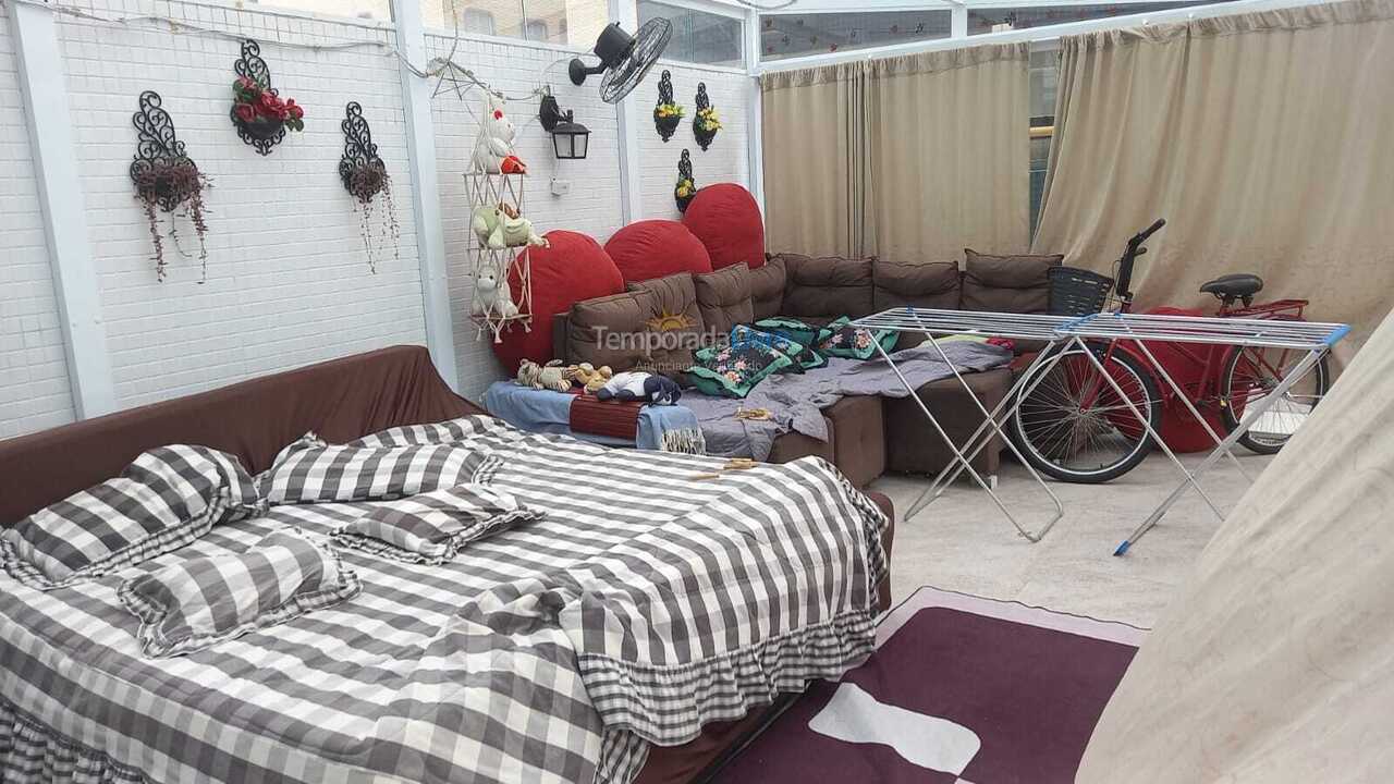 Apartamento para aluguel de temporada em Praia Grande (Praia do Caiçara)