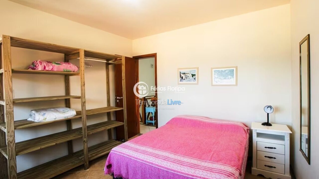 House for vacation rental in Florianopolis (Campeche)