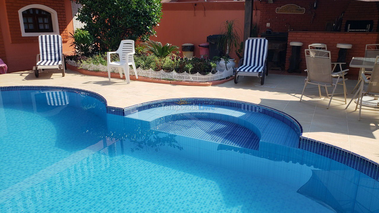 Casa para aluguel de temporada em Guarujá (Praia do Pernambuco)