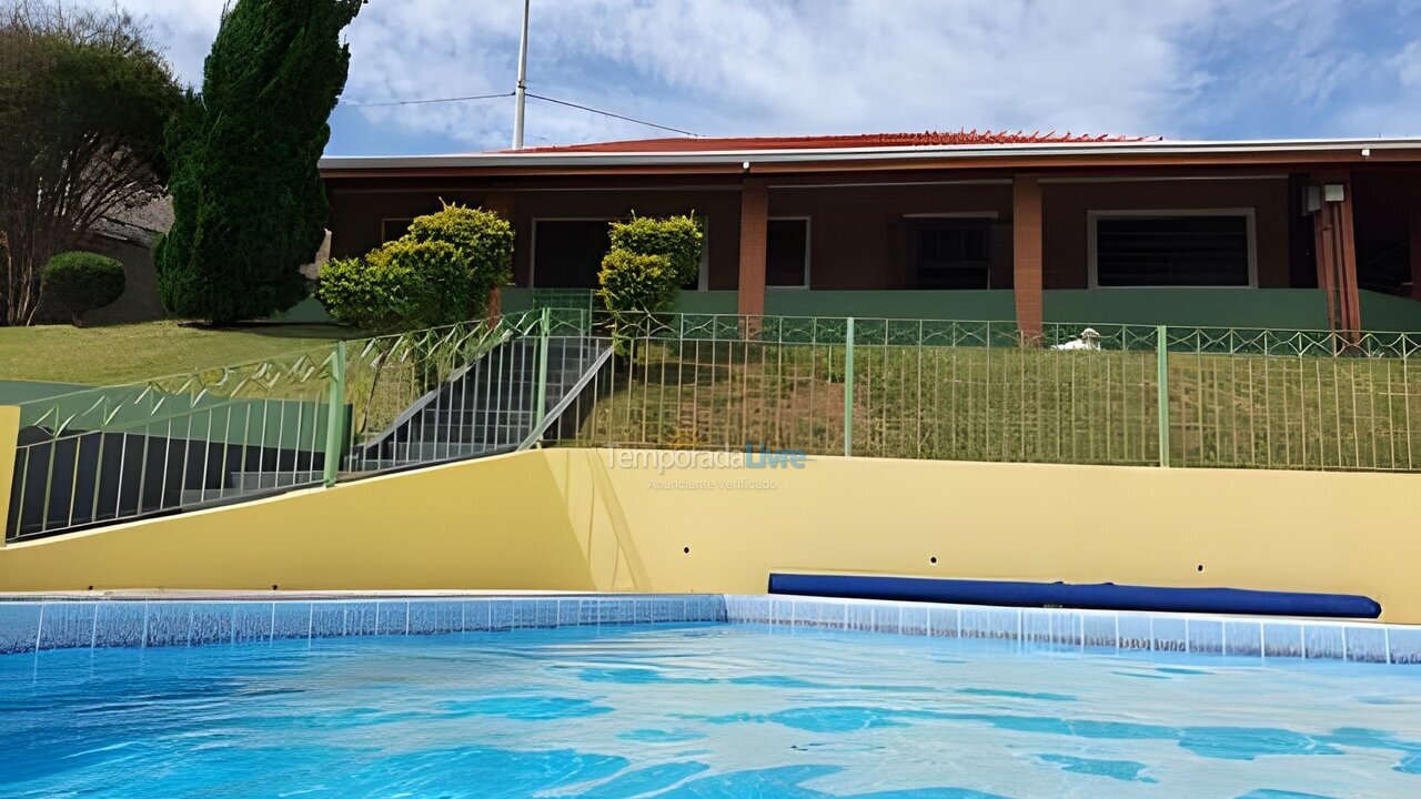 House for vacation rental in Bom Jesus dos Perdões (Marinas)