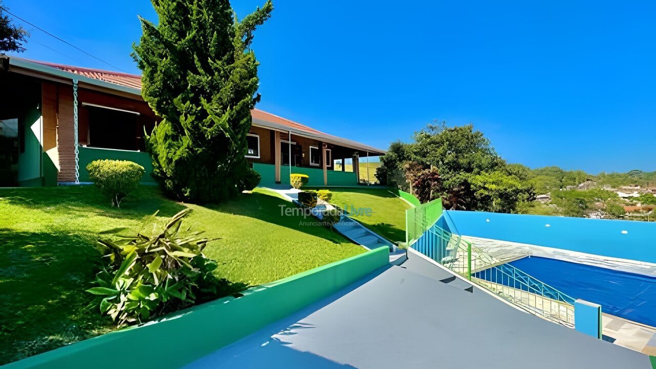 House for vacation rental in Bom Jesus dos Perdões (Marinas)