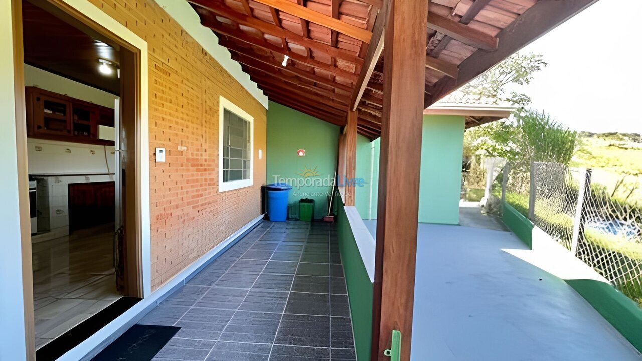 House for vacation rental in Bom Jesus dos Perdões (Marinas)