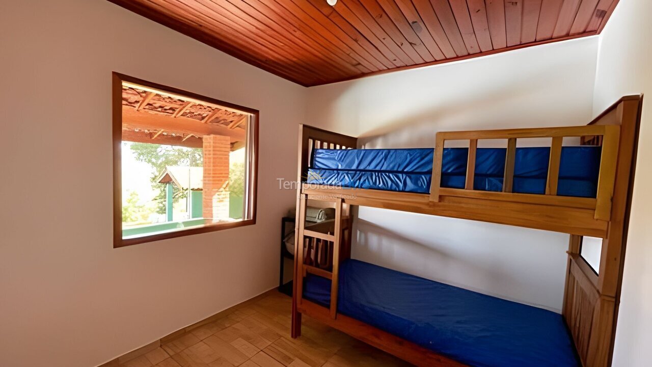 House for vacation rental in Bom Jesus dos Perdões (Marinas)